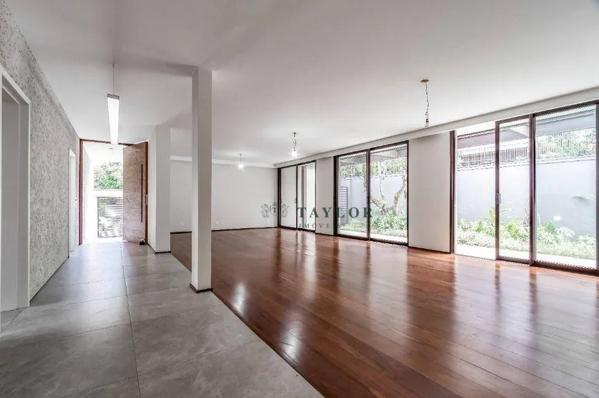 Foto 1 de Casa com 4 Quartos para venda ou aluguel, 340m² em Vila Madalena, São Paulo