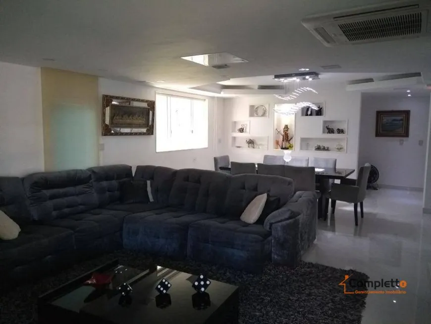 Foto 1 de Casa de Condomínio com 5 Quartos à venda, 1100m² em Recreio Dos Bandeirantes, Rio de Janeiro