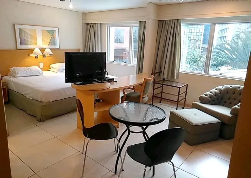 Foto 1 de Flat com 1 Quarto para alugar, 30m² em Vila Olímpia, São Paulo