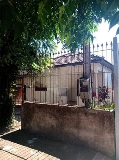 Foto 1 de Lote/Terreno à venda, 1m² em Fátima, Canoas