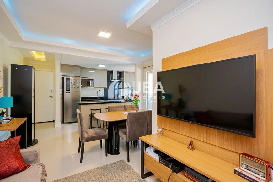 Foto 1 de Apartamento com 3 Quartos à venda, 67m² em Uberaba, Curitiba