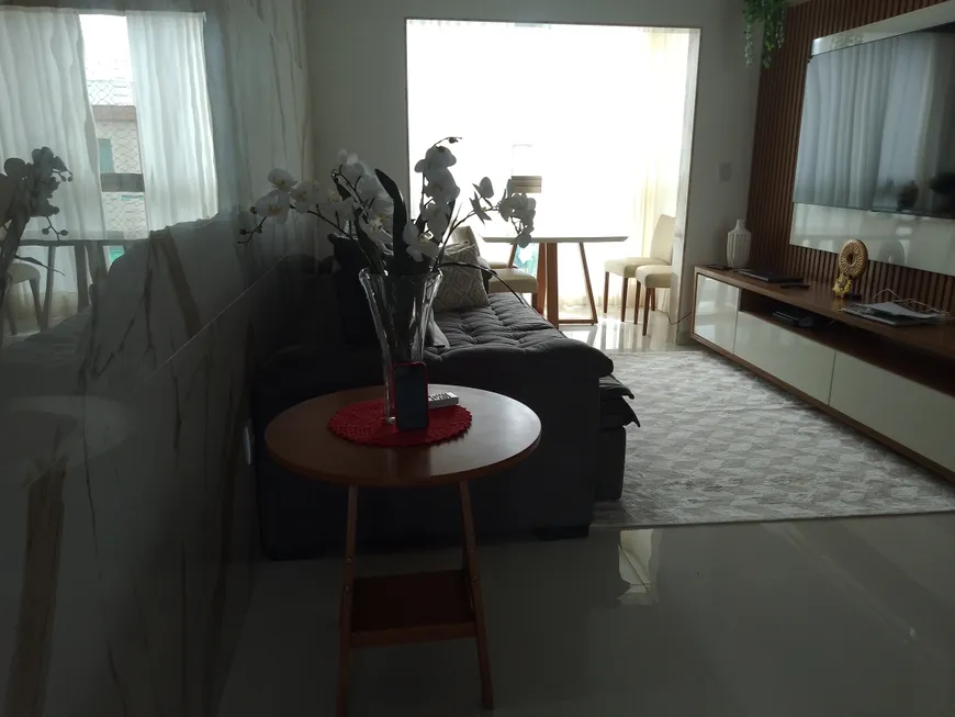 Foto 1 de Apartamento com 2 Quartos à venda, 68m² em Buraquinho, Lauro de Freitas