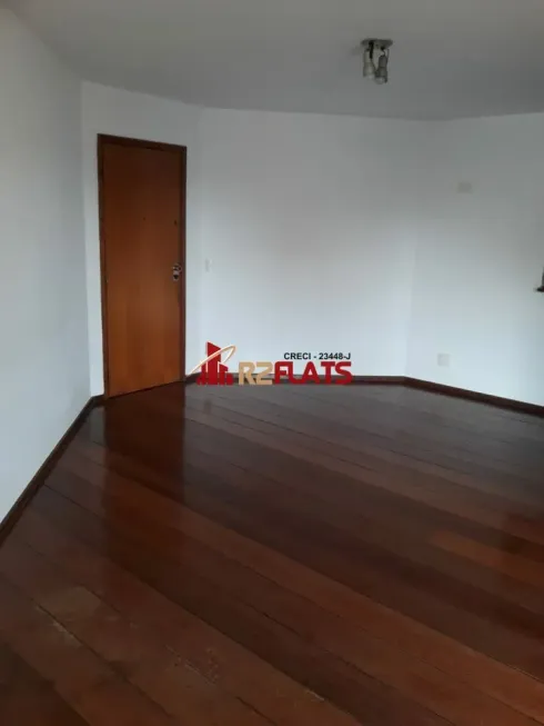 Foto 1 de Apartamento com 3 Quartos à venda, 130m² em Moema, São Paulo