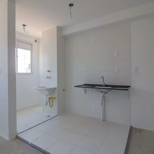 Foto 1 de Apartamento com 2 Quartos à venda, 40m² em Parque Jandaia, Carapicuíba