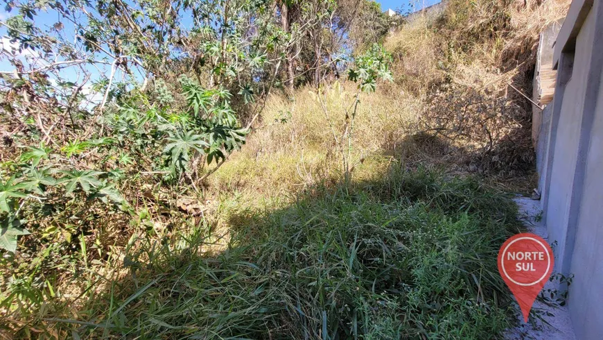 Foto 1 de Lote/Terreno à venda, 360m² em , Brumadinho