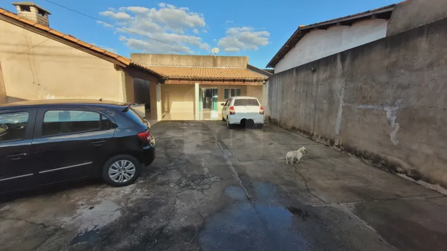 Foto 1 de Casa com 3 Quartos à venda, 150m² em Alto Umuarama, Uberlândia