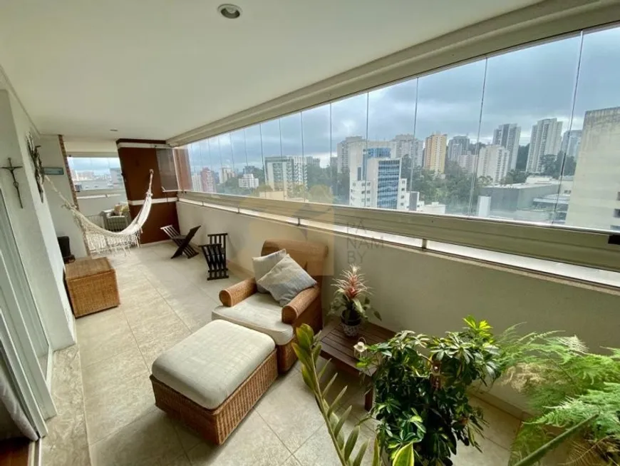Foto 1 de Apartamento com 4 Quartos à venda, 261m² em Panamby, São Paulo