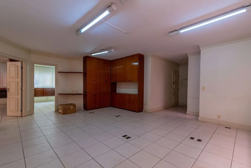 Foto 1 de Sala Comercial à venda, 121m² em Centro, Londrina