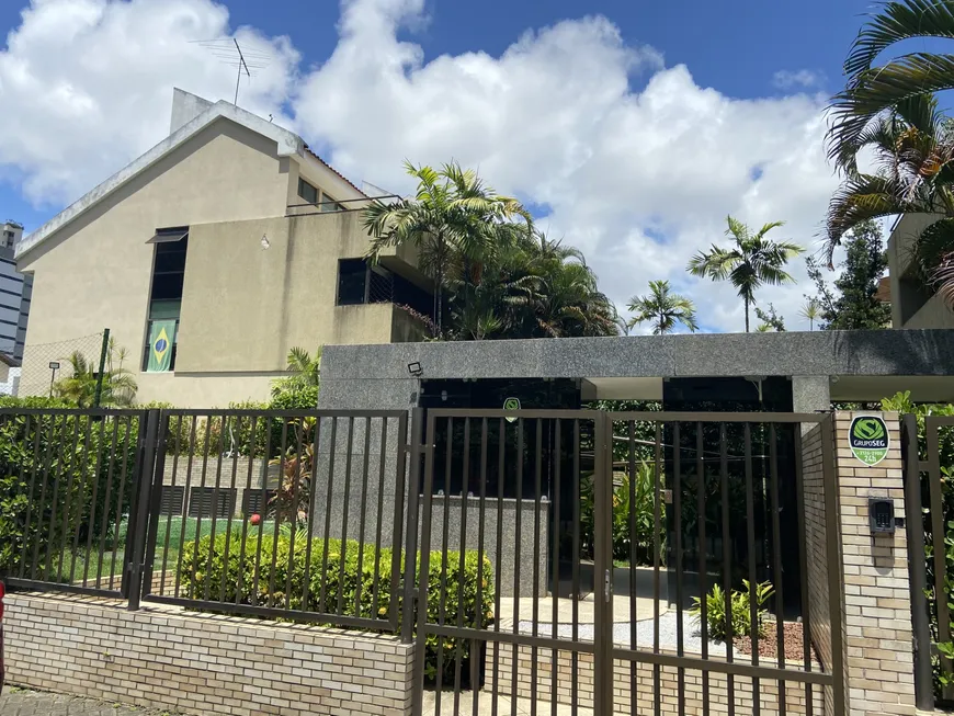 Foto 1 de Casa com 4 Quartos para alugar, 220m² em Apipucos, Recife