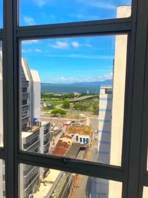 Foto 1 de Apartamento com 1 Quarto à venda, 47m² em Centro, Florianópolis