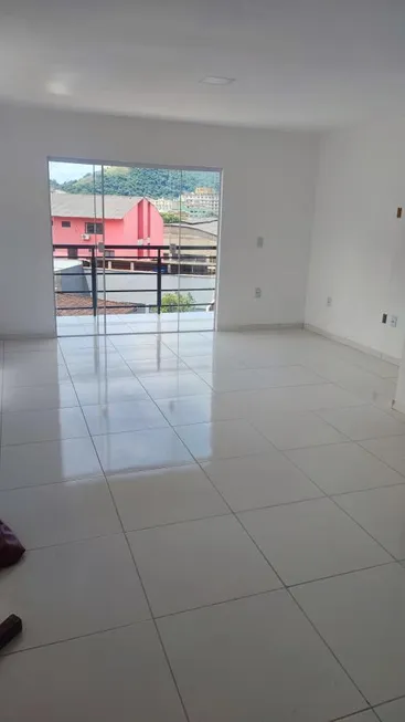 Foto 1 de Apartamento com 1 Quarto para alugar, 64m² em Balneario, Angra dos Reis