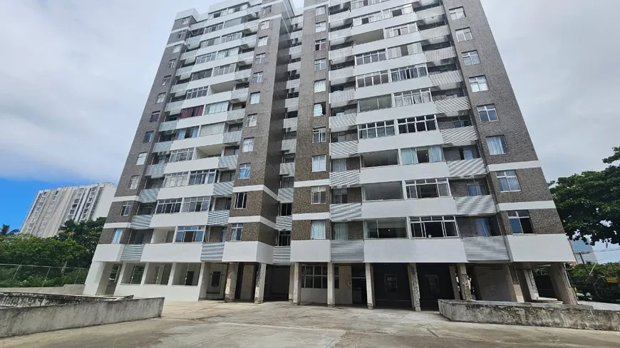 Foto 1 de Apartamento com 3 Quartos à venda, 108m² em Itaigara, Salvador