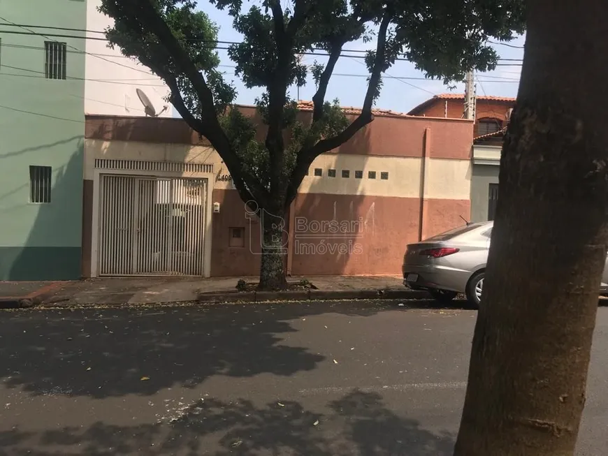 Foto 1 de Casa com 2 Quartos à venda, 195m² em Centro, Araraquara