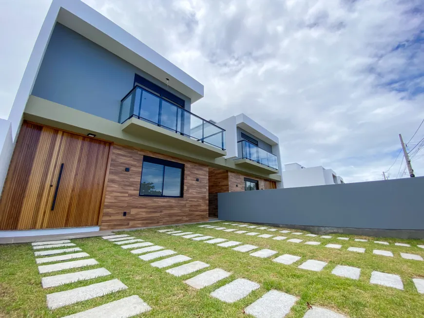 Foto 1 de Sobrado com 3 Quartos à venda, 100m² em Pinguirito, Garopaba