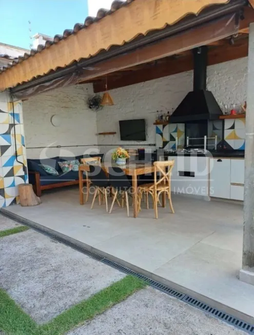 Foto 1 de Casa com 3 Quartos à venda, 210m² em Indianópolis, São Paulo