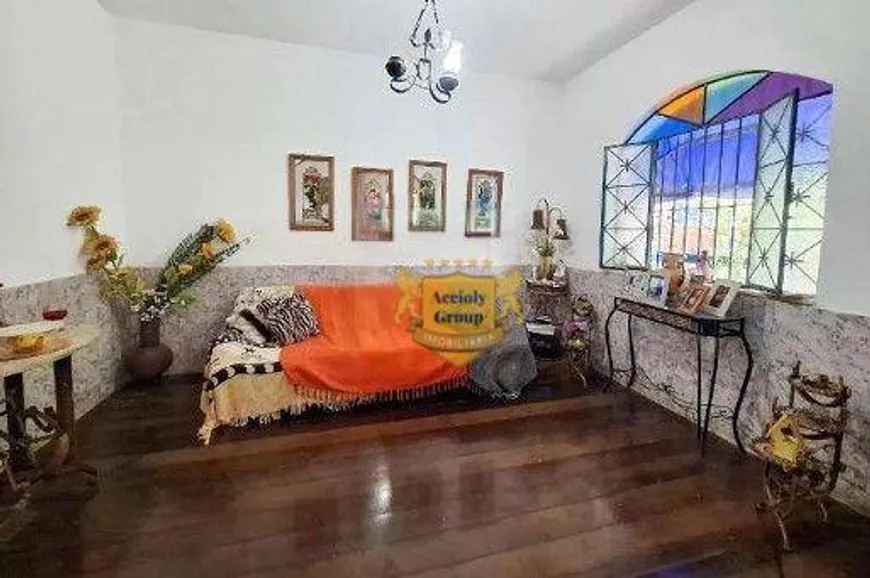 Foto 1 de Casa com 3 Quartos para alugar, 100m² em Santa Rosa, Niterói