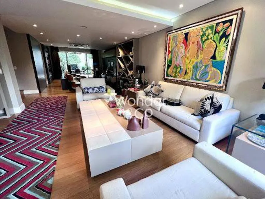 Foto 1 de Casa com 4 Quartos para venda ou aluguel, 417m² em Brooklin, São Paulo