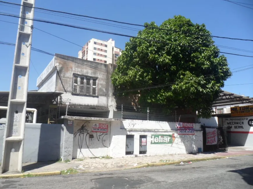 Foto 1 de Casa com 5 Quartos à venda, 300m² em Centro, Fortaleza