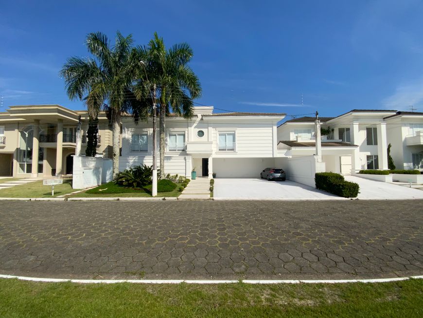 Foto 1 de Casa de Condomínio com 6 Quartos à venda, 657m² em Jardim Acapulco , Guarujá