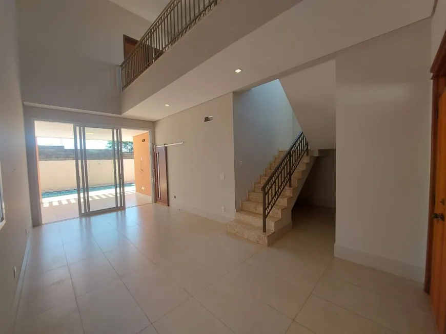 Foto 1 de Casa de Condomínio com 3 Quartos à venda, 250m² em Vila do Golf, Ribeirão Preto