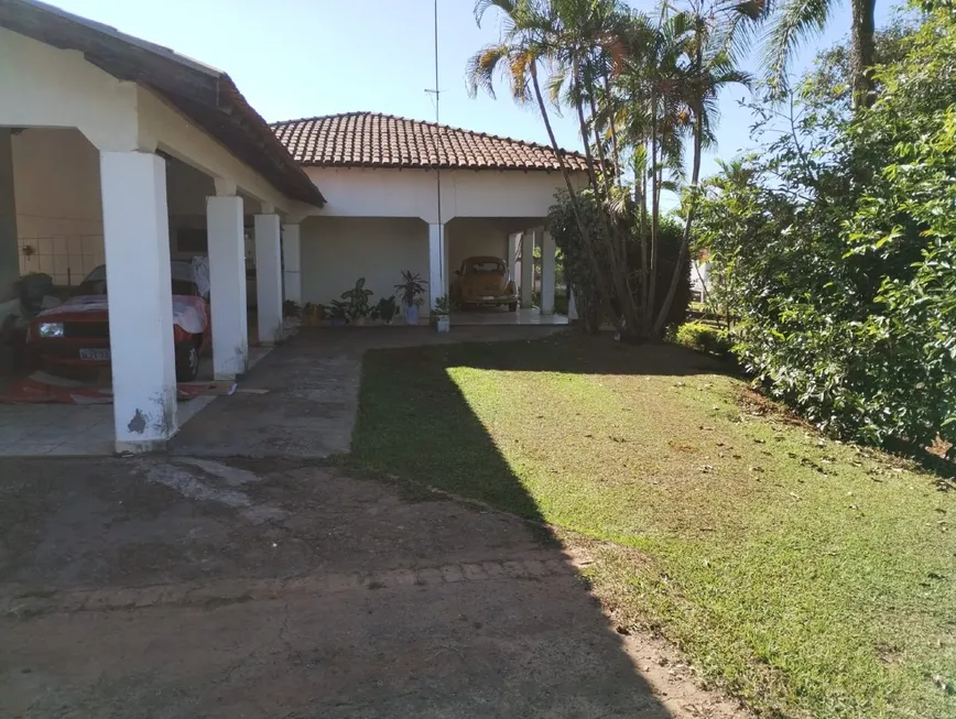 Foto 1 de Fazenda/Sítio com 3 Quartos à venda, 229m² em Loteamento Pazote Zona Rural, São José do Rio Preto