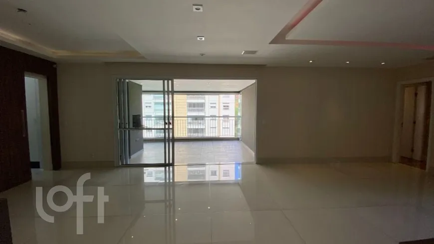 Foto 1 de Apartamento com 3 Quartos à venda, 168m² em Vila Andrade, São Paulo