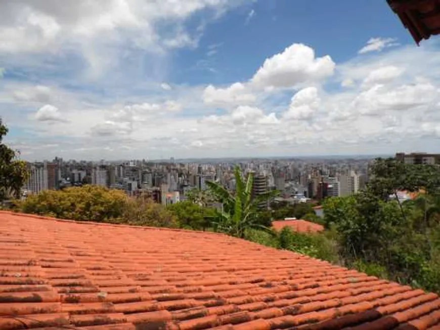 Foto 1 de Casa com 4 Quartos à venda, 360m² em Mangabeiras, Belo Horizonte