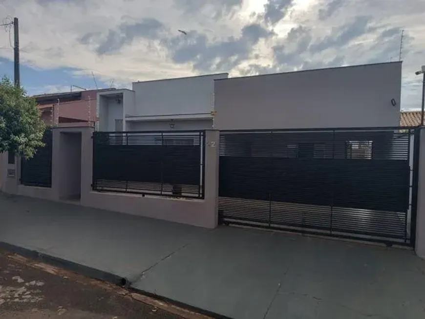 Foto 1 de Casa com 3 Quartos à venda, 143m² em , Ibiporã