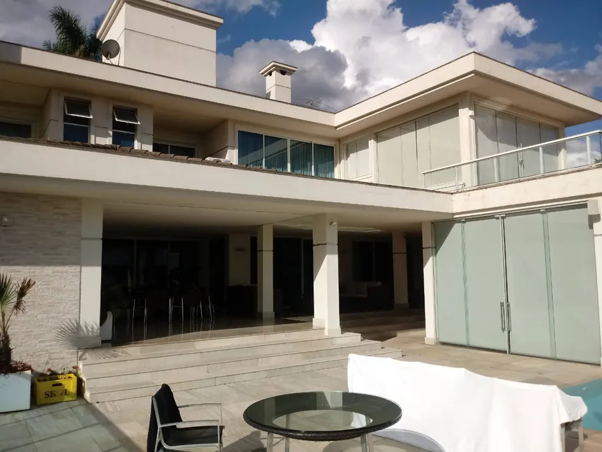 Foto 1 de Casa com 4 Quartos à venda, 800m² em Village Terrasse I, Nova Lima