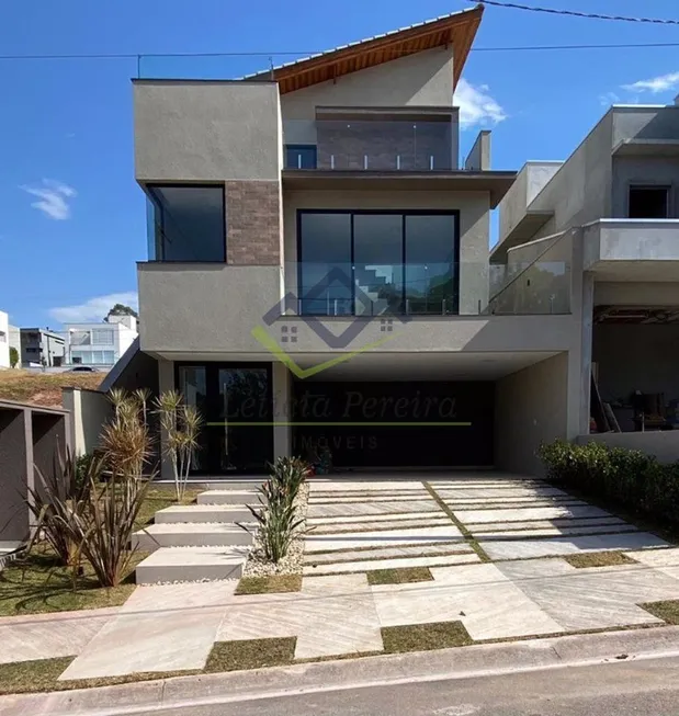 Foto 1 de Casa de Condomínio com 3 Quartos à venda, 227m² em Fazenda Rodeio, Mogi das Cruzes