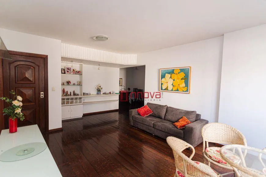 Foto 1 de Apartamento com 4 Quartos à venda, 132m² em Caminho Das Árvores, Salvador