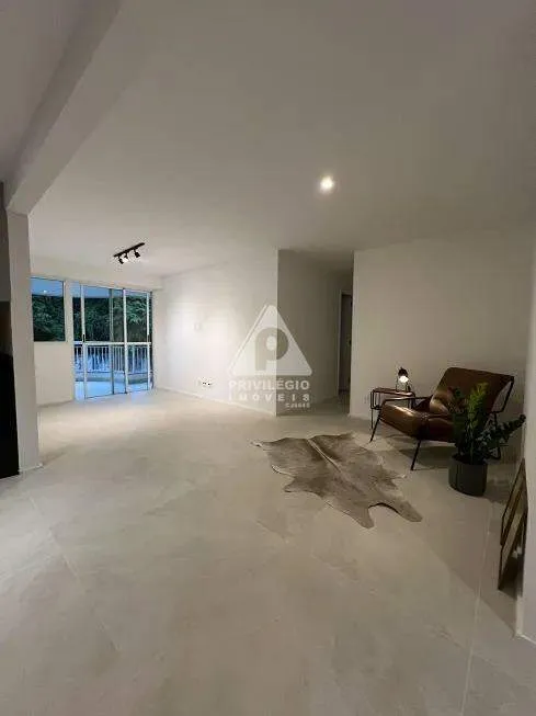 Foto 1 de Apartamento com 2 Quartos à venda, 96m² em Botafogo, Rio de Janeiro