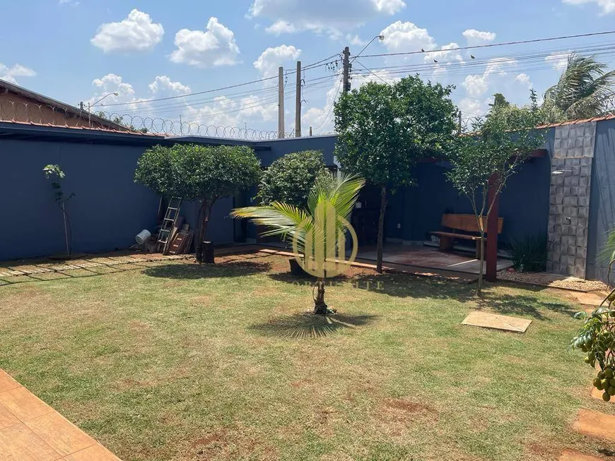 Foto 1 de Casa com 2 Quartos à venda, 225m² em Jardim Sao Lucas, Jardinópolis