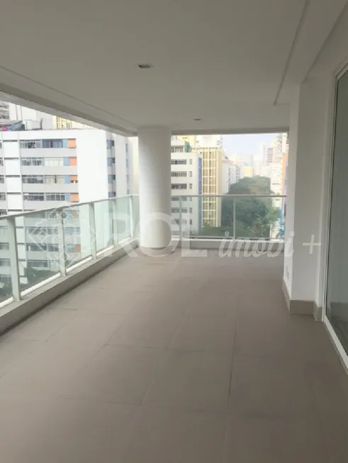 Foto 1 de Apartamento com 4 Quartos à venda, 270m² em Santa Cecília, São Paulo