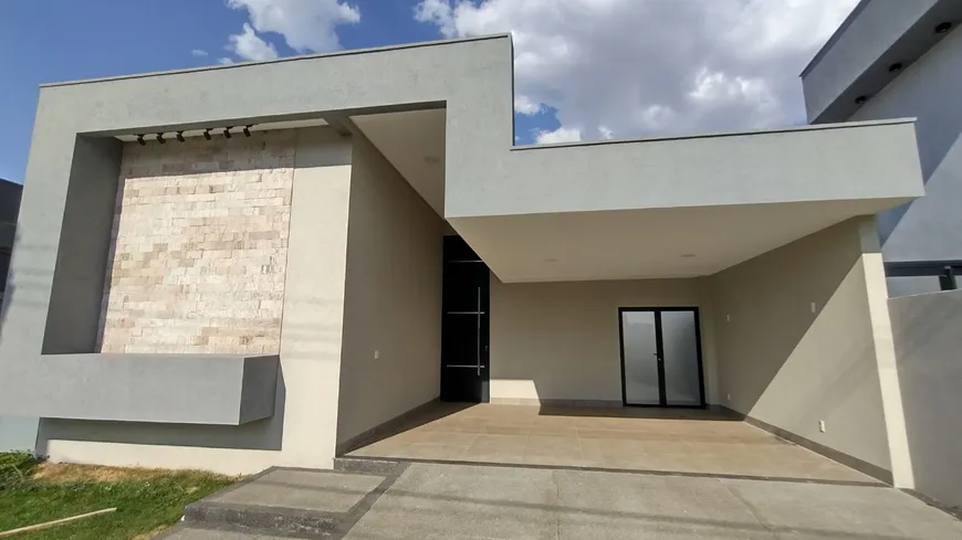 Foto 1 de Casa de Condomínio com 3 Quartos à venda, 150m² em Parqville Pinheiros, Aparecida de Goiânia