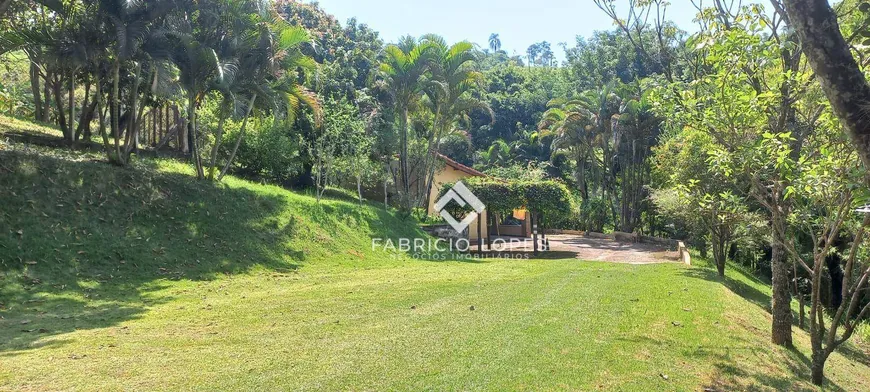 Foto 1 de Fazenda/Sítio com 1 Quarto à venda, 127m² em Chacaras Rurais de Guararema, Jacareí