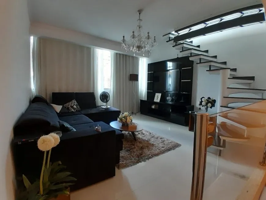 Foto 1 de Casa com 2 Quartos para alugar, 300m² em Vila Maria Alta, São Paulo