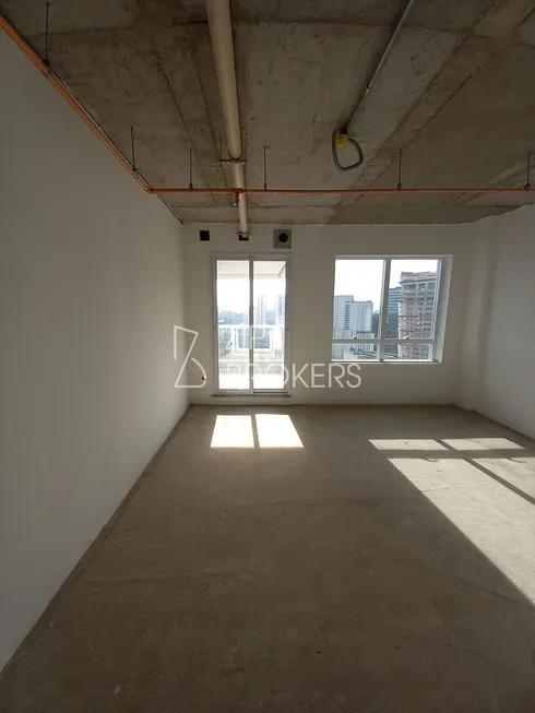 Foto 1 de Sala Comercial à venda, 39m² em Chácara Santo Antônio, São Paulo