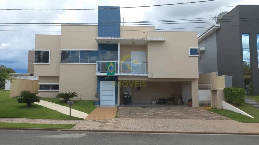 Foto 1 de Casa de Condomínio com 5 Quartos à venda, 382m² em Residencial Alphaville, Goiânia