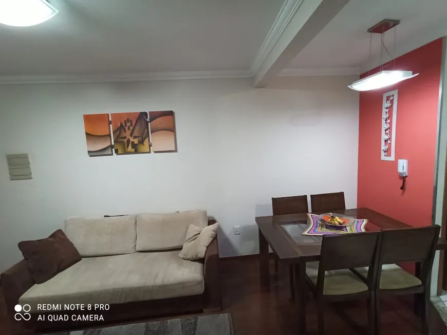 Foto 1 de Casa com 2 Quartos à venda, 62m² em Vila Homero Thon, Santo André