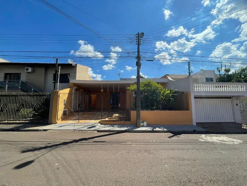 Foto 1 de Casa com 3 Quartos à venda, 245m² em Vila Formosa, Presidente Prudente