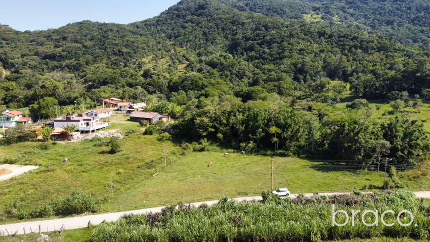 Foto 1 de Lote/Terreno à venda, 2513m² em Encantada, Garopaba