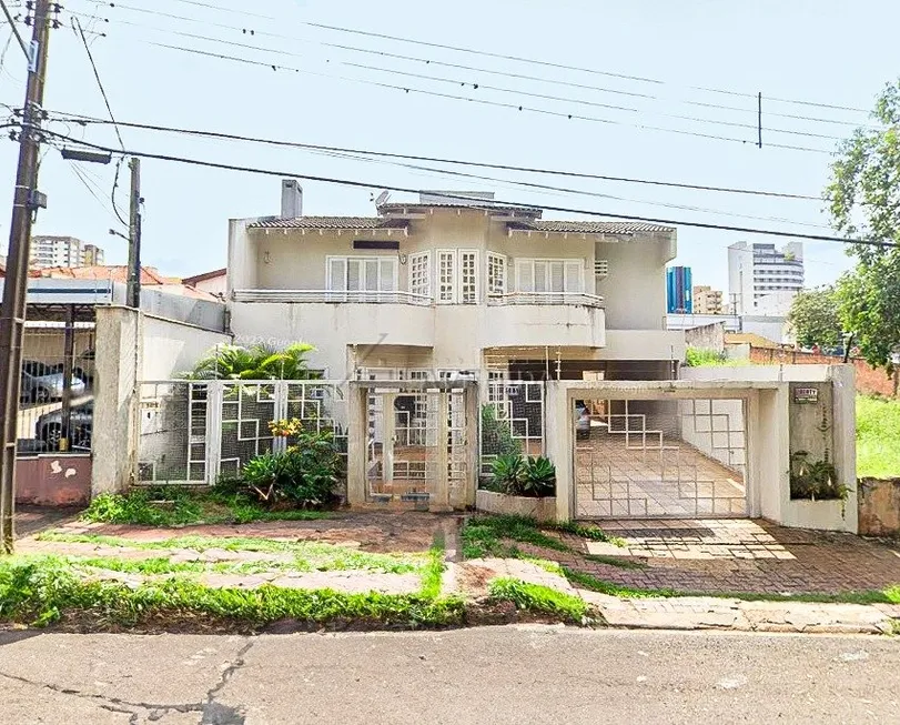 Foto 1 de Casa com 6 Quartos para venda ou aluguel, 580m² em Vila Ipiranga, Londrina