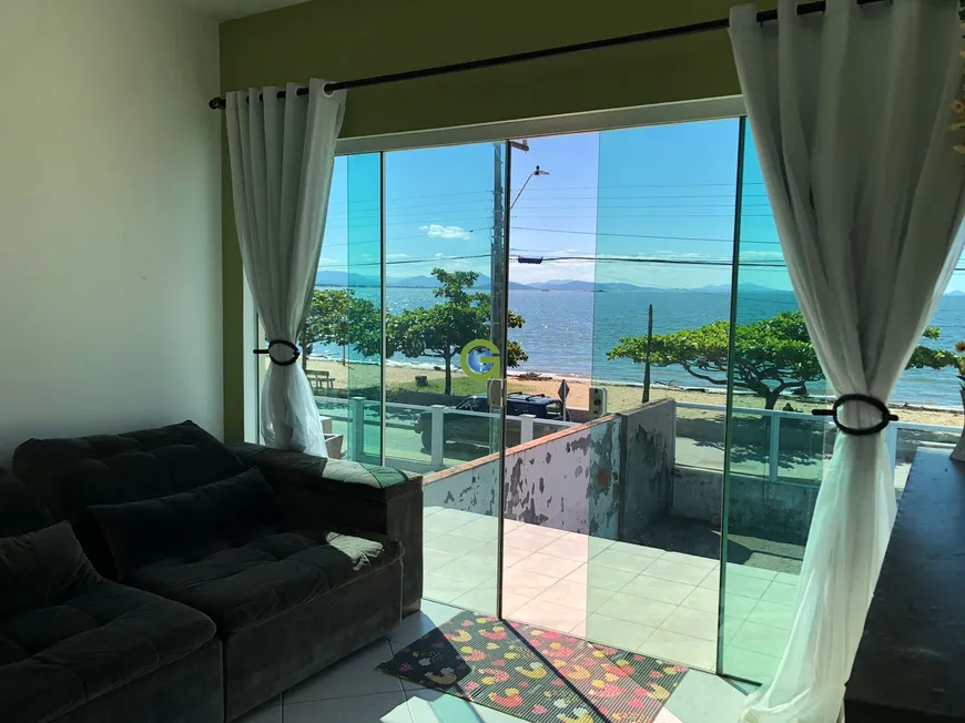 Foto 1 de Casa com 5 Quartos à venda, 248m² em Praia de Fora, Palhoça