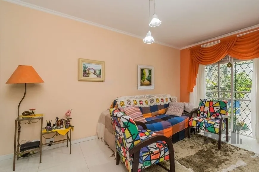 Foto 1 de Apartamento com 1 Quarto à venda, 42m² em Cel. Aparício Borges, Porto Alegre
