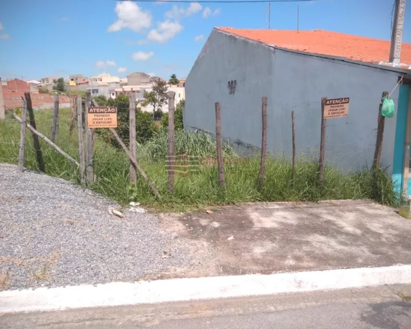 Foto 1 de Lote/Terreno à venda em Vitoria Vale, Caçapava