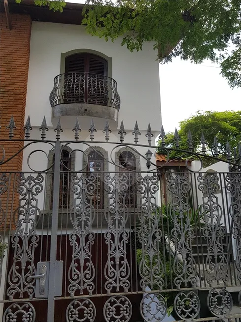 Foto 1 de Sobrado com 3 Quartos para venda ou aluguel, 170m² em Campo Grande, São Paulo