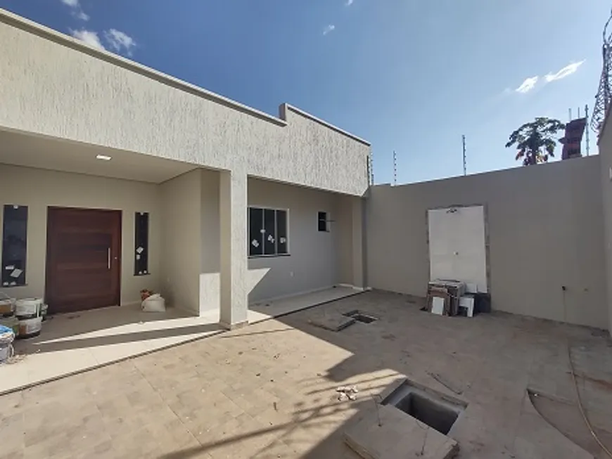 Foto 1 de Casa com 3 Quartos à venda, 100m² em São José, Juazeiro do Norte