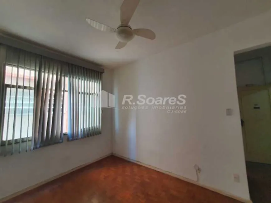 Foto 1 de Apartamento com 1 Quarto à venda, 40m² em Praça da Bandeira, Rio de Janeiro