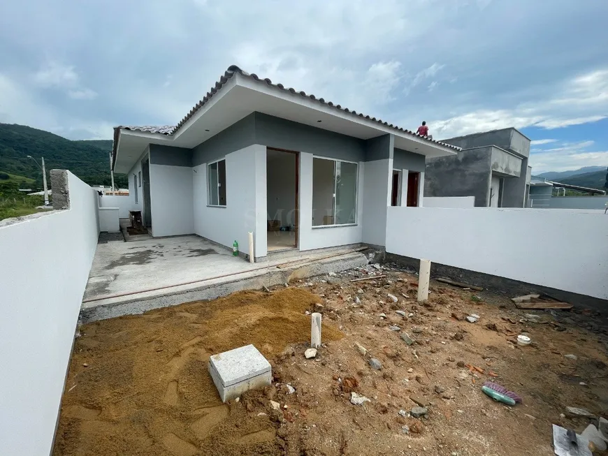 Foto 1 de Casa com 2 Quartos à venda, 65m² em Forquilhas, São José